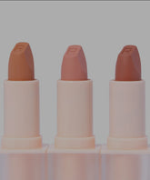 MAKEUP REVOLUTION
ULTIMATE KISS GIFT SET
